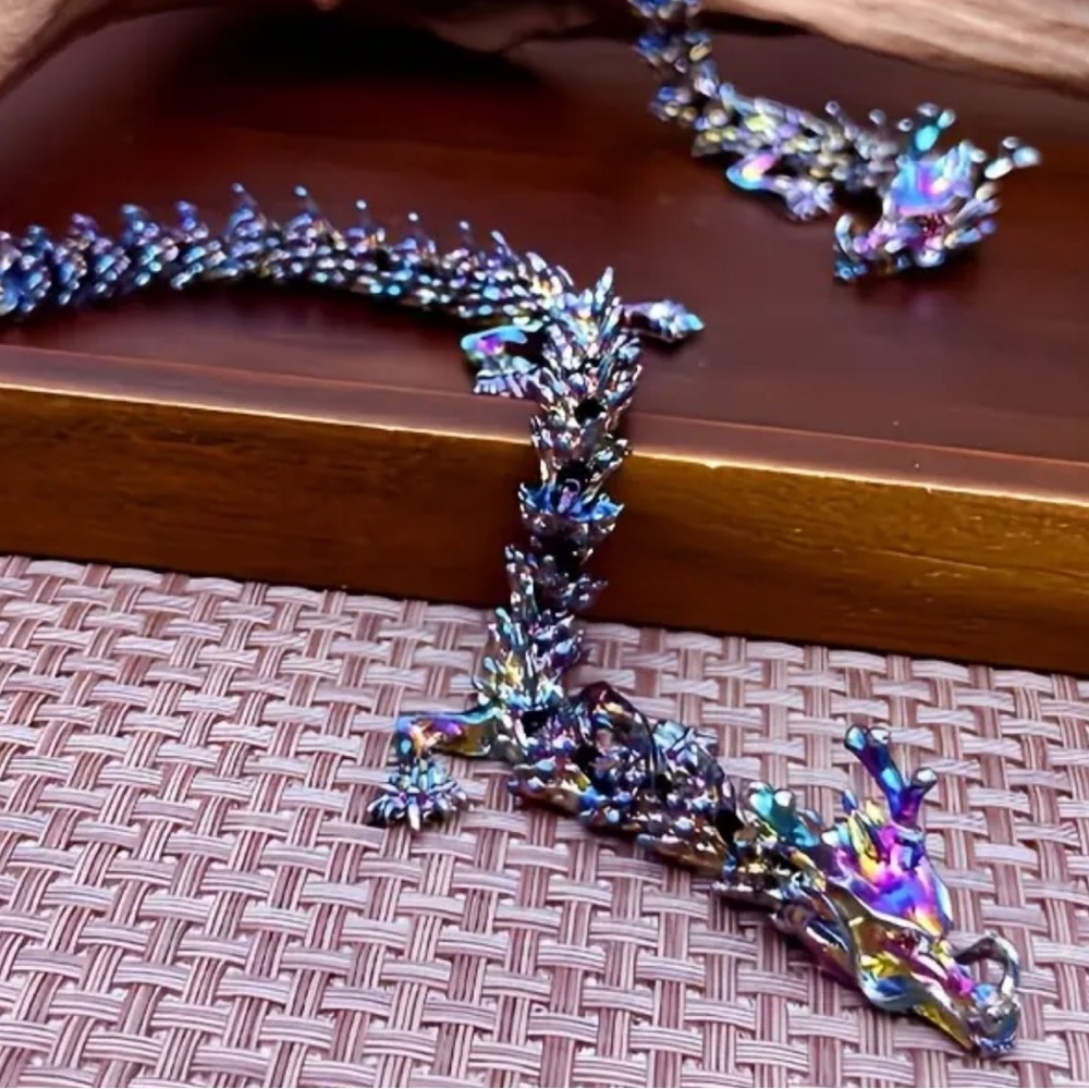 Iridescent metal Dragon - Picture 4 of 4
